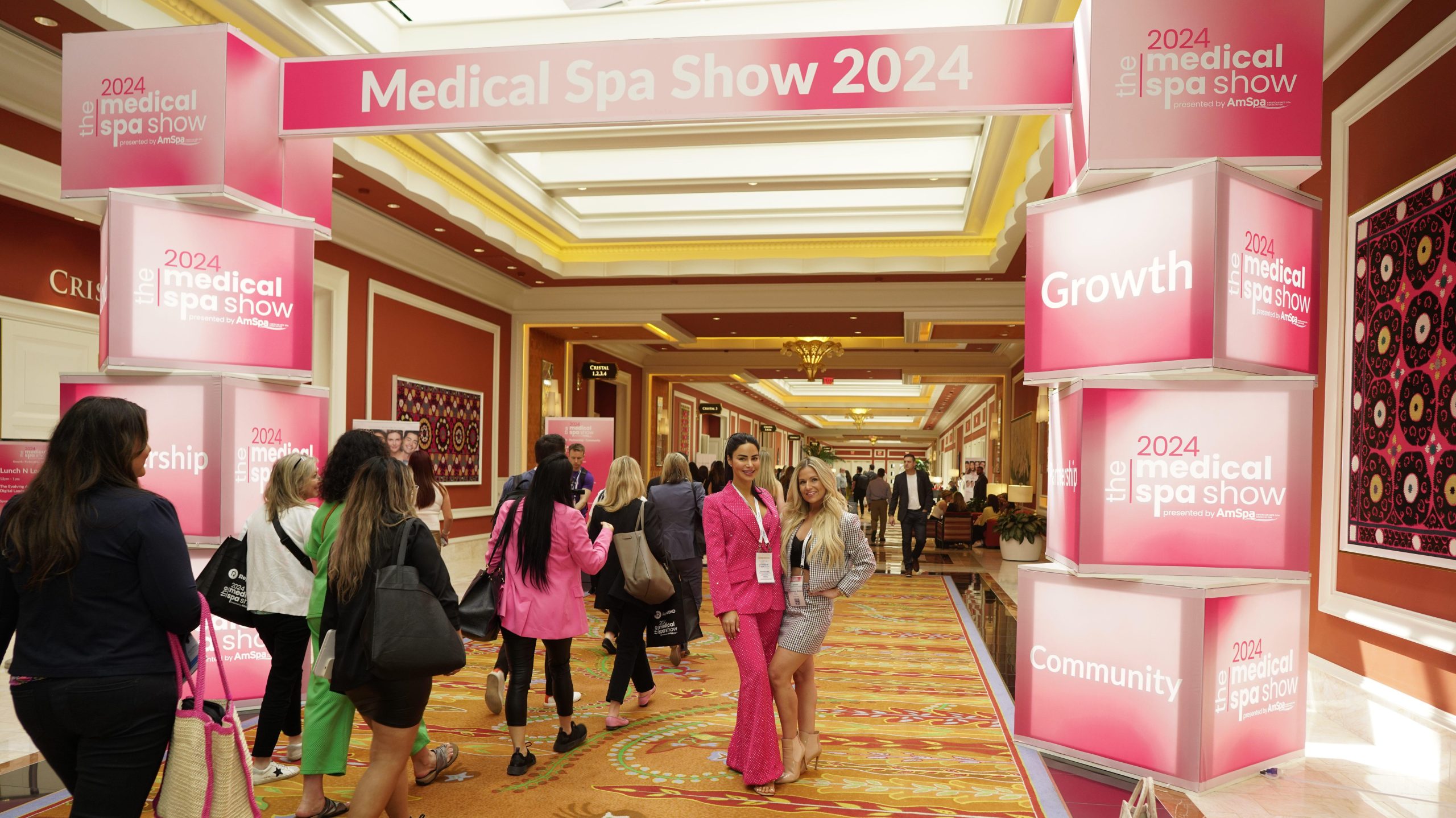 Members approach the expo hall at MSS 2024
