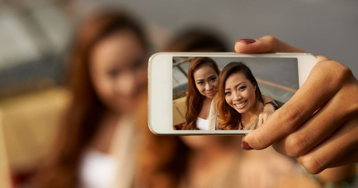 NoninvasiveTreatments_Selfie